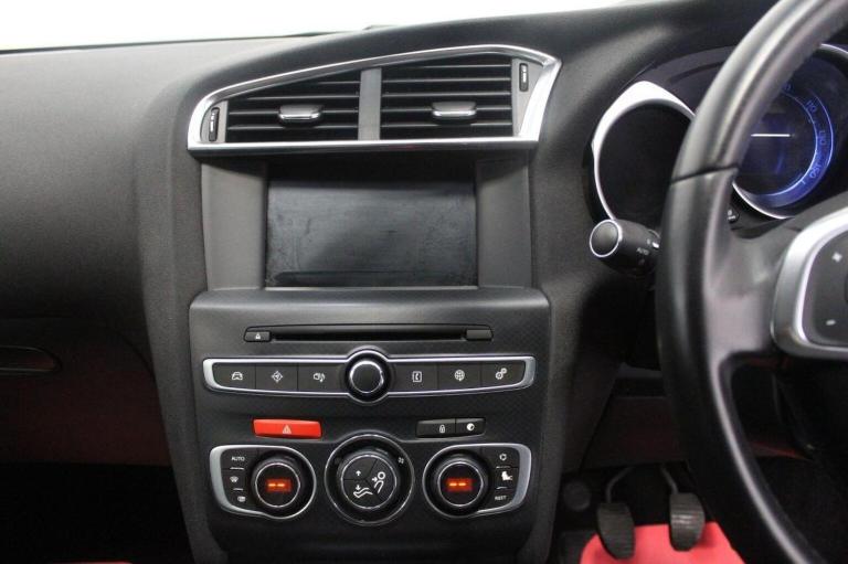 CITROEN DS4 1.6 e-HDi Airdream DStyle Nav Euro 5 (s/s) 5dr 2015
