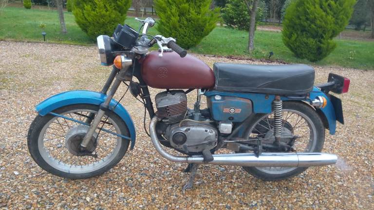 CZ, 1978, 125 (cc) tax and mot exempt 2 stroke