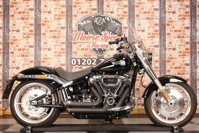 2022 HARLEY DAVIDSON FLFBS FAT BOY 114 - 2,996 MILES - VANCE AND HINES EXHAUST