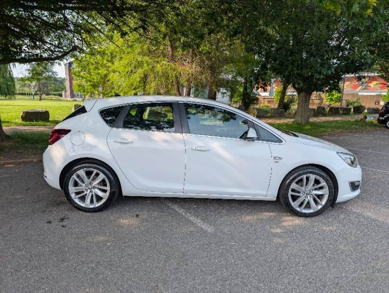 Vauxhall, ASTRA, 2015, Manual, 1364 (cc)