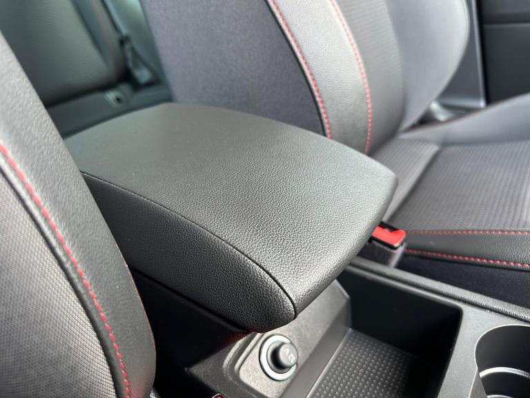 2020 SEAT Leon 1.5 TSI EVO FR Euro 6 (s/s) 5dr HATCHBACK Petrol Manual