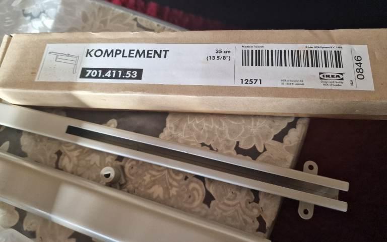 KOMPLEMENT pull out fold down hanger 