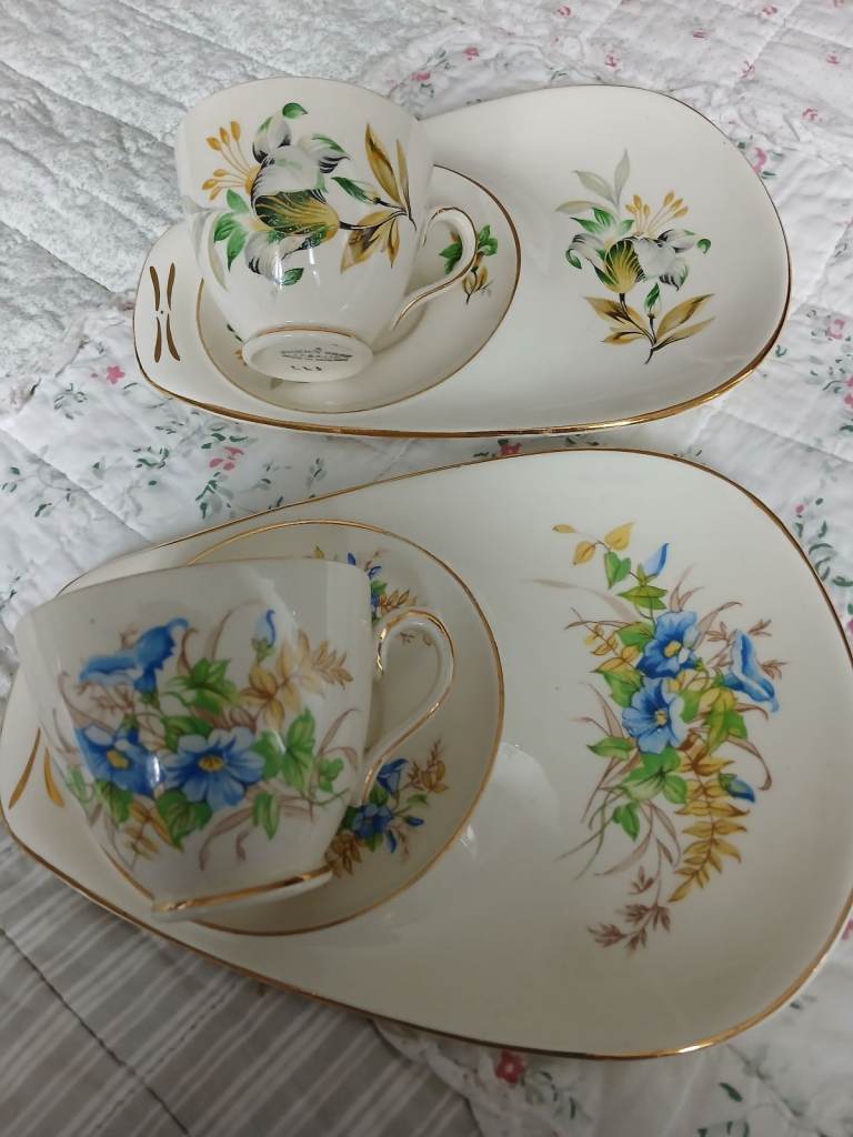 Stunning cups and side plate sets