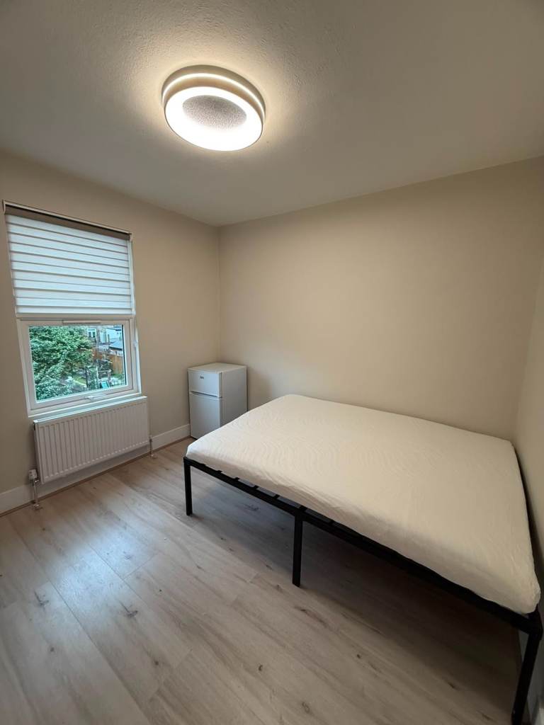 Double room  CROYDON-Without Deposit ✅ ✅