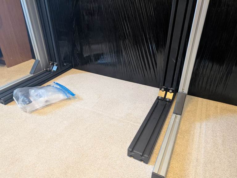 Black GT Omega Monitor Stand Plus 5M Extra 8040 Aluminium Profile 