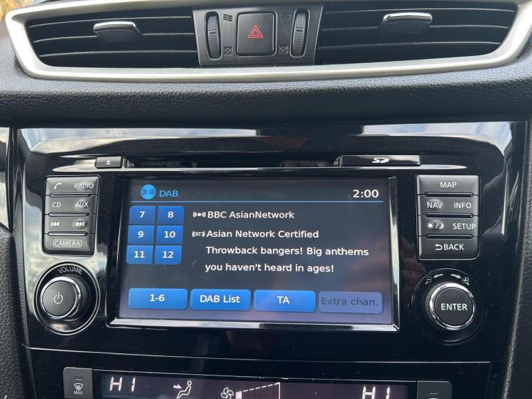 2014 Nissan Qashqai 1.6 dCi Tekna 5dr Xtronic HATCHBACK DIESEL Automatic