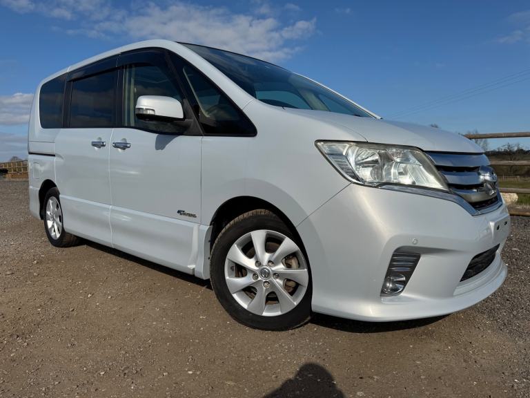 2013 Nissan Serena 2.0 Highway Star Hybrid