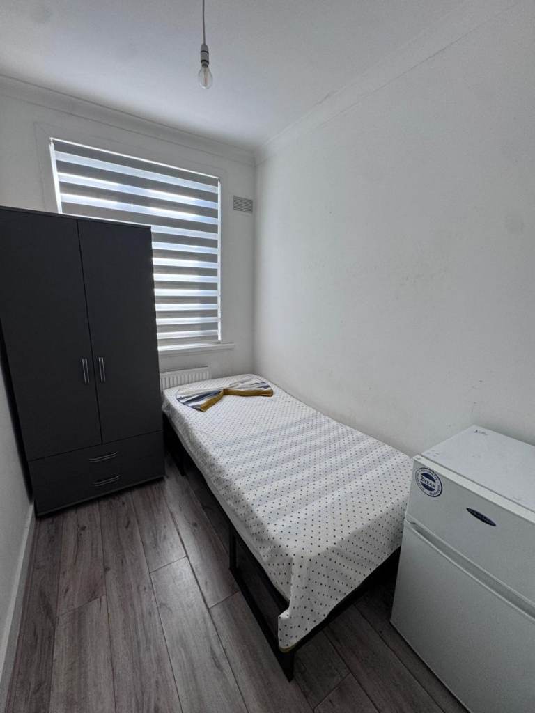💕Private Rooms in Tottenham Hale 🛌 Comfortable Living 💸 All Bills Included 📍
