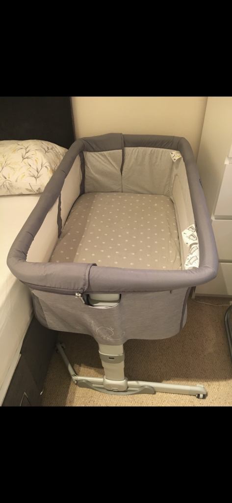 Next to me,bedside crib