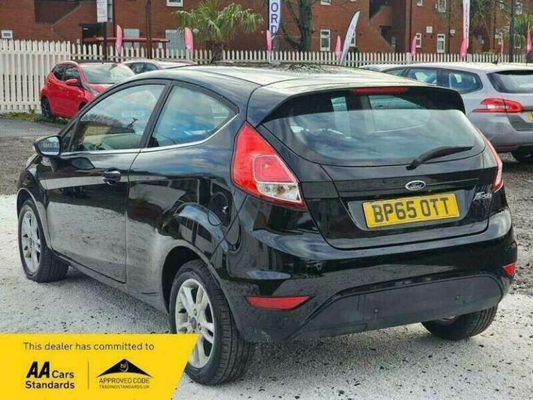 2015 Ford Fiesta 1.25 Zetec Euro 6 3dr HATCHBACK Petrol Manual