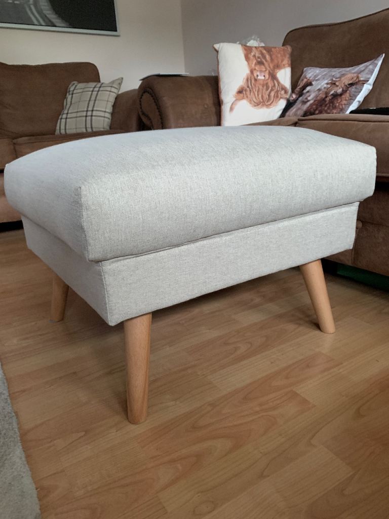 Footstall pouffe x 2 