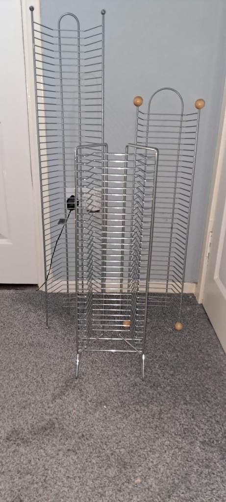 3 metal dvd stands