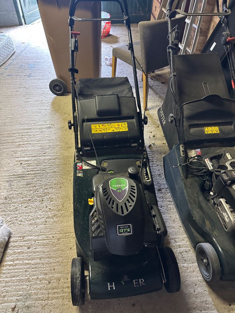 Harrier 48 Petrol Lawnmower – 3 years old and  Good Condition