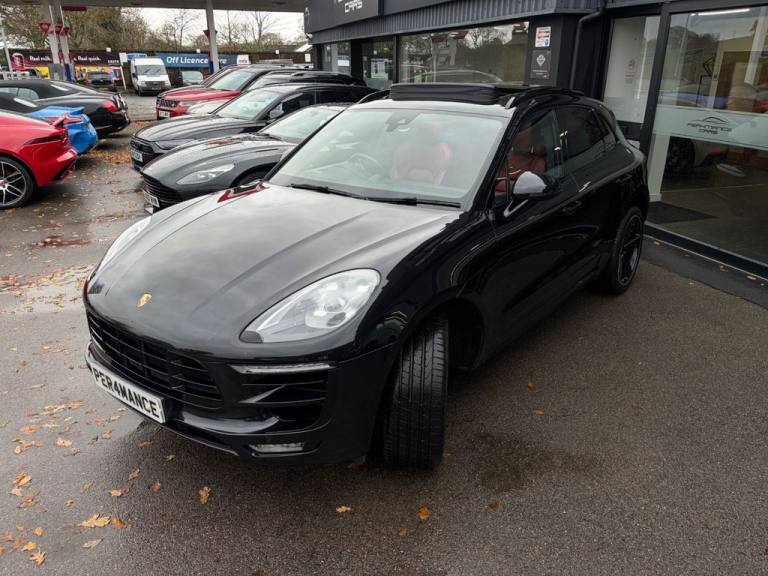 2017 67 PORSCHE MACAN 3.6T V6 TURBO SUV 5DR PETROL PDK 4WD EURO 6 (S/S) (400 PS)