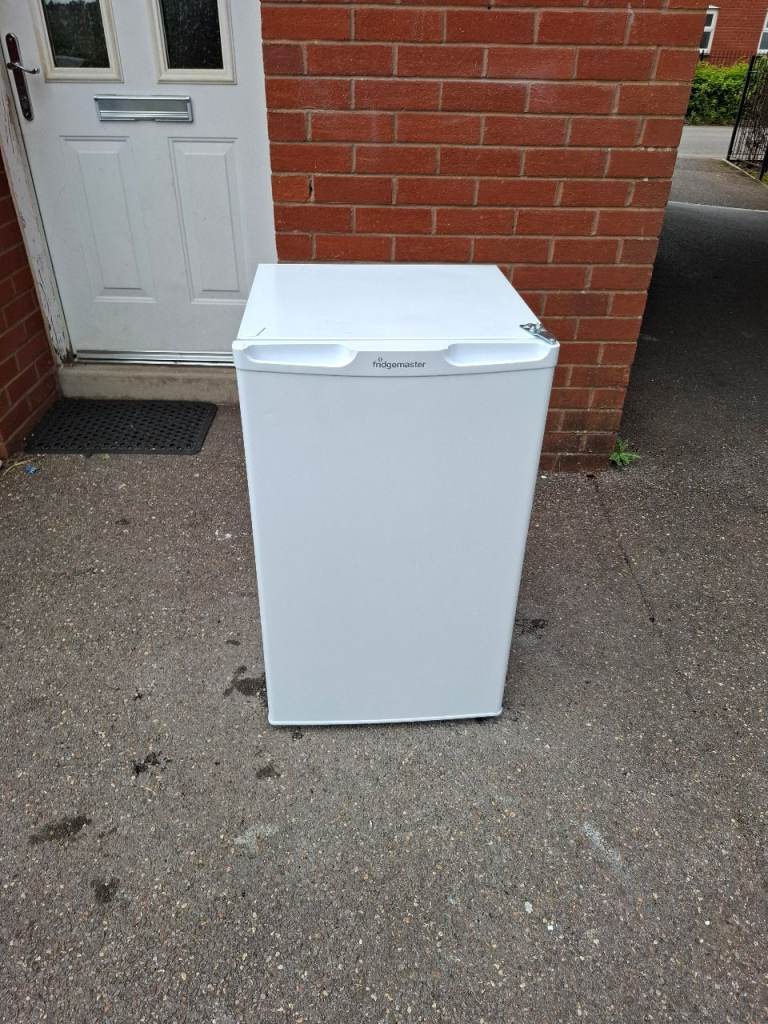 Fridgemaster slim undercounter freezer