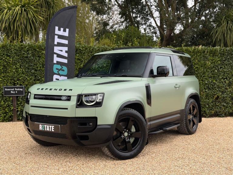 2023 Land Rover Defender 90 3.0 D300 MHEV 75th Limited Edition Auto 4WD Euro 6