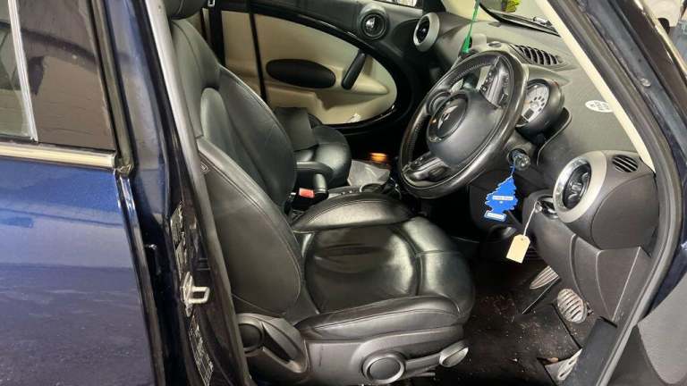 2010 MINI Countryman 1.6 Cooper S Steptronic ALL4 Euro 5 5dr HATCHBACK Petrol Automatic