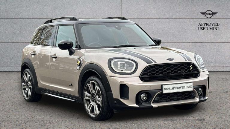 2023 MINI Clubman Cooper S E All4 Exc Other PETROL/ELECTRIC Automatic