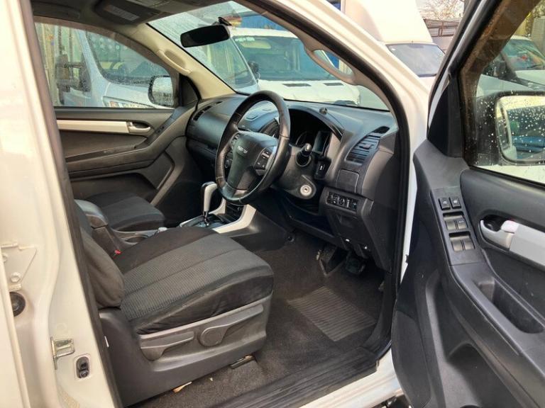 Isuzu Rodeo ISUZU RODEO 4X4 WITH AIRCON. 9,950 NO VAT