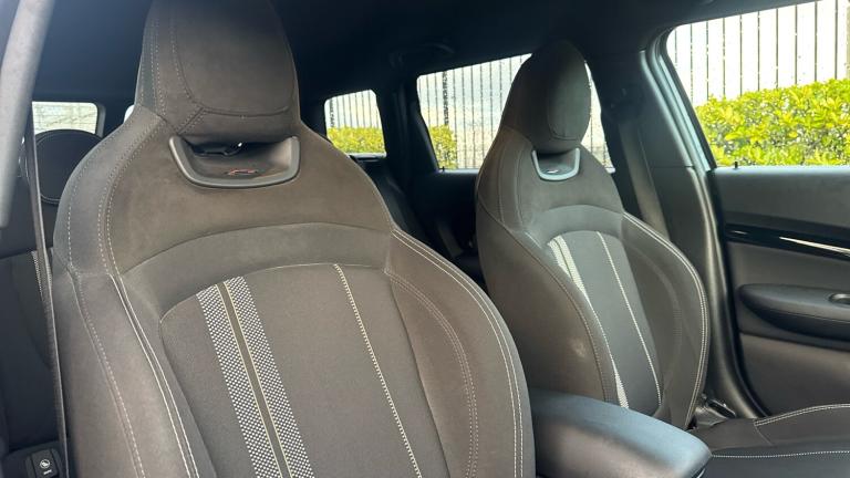 2022 MINI Clubman 1.5 Cooper Shadow Edition 6dr Auto ESTATE PETROL Automatic