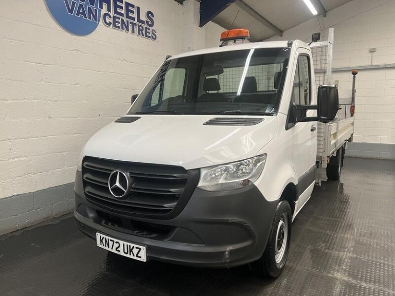 2022 Mercedes-Benz Sprinter 3.5t Progressive Chassis Cab CHASSIS CAB DIESEL Manual