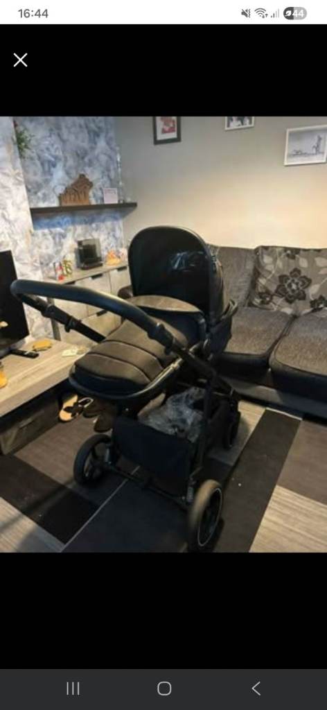 Pram and car seat origin