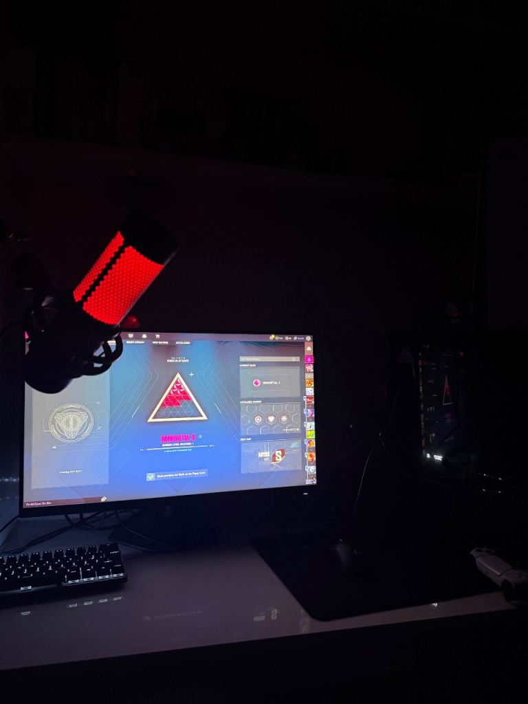 Gaming PC with AMD Ryzen 7 5800X and NVIDIA RTX 