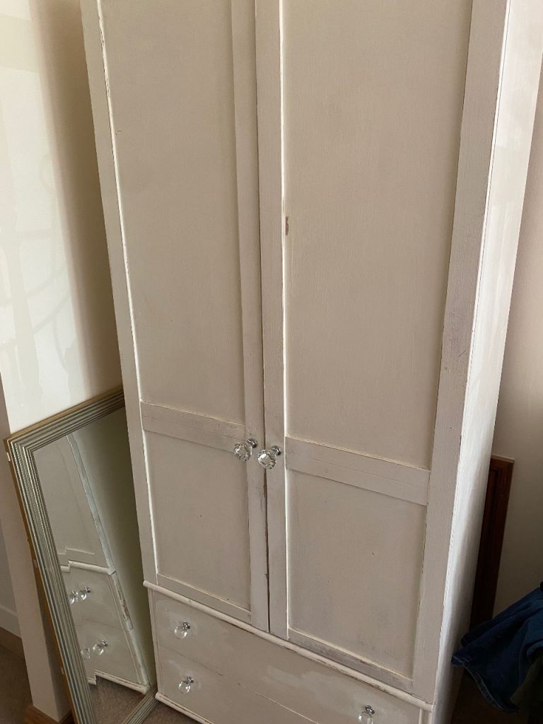 Shabby chic style wardarobe 