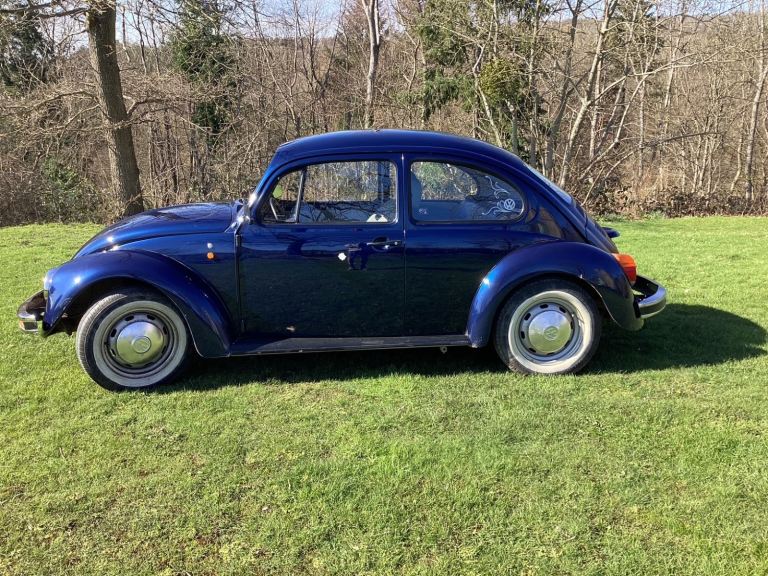 2003 classic VW beetle 