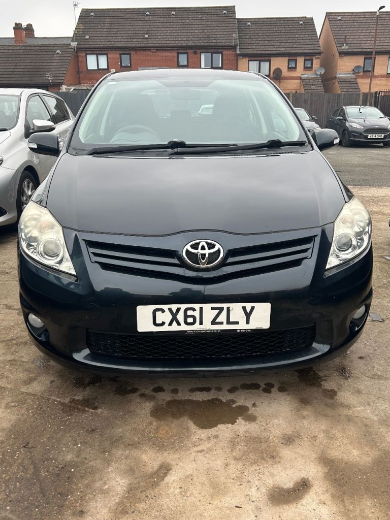 Toyota, AURIS, Hatchback, 2011, Manual, 1329 (cc), 5 doors