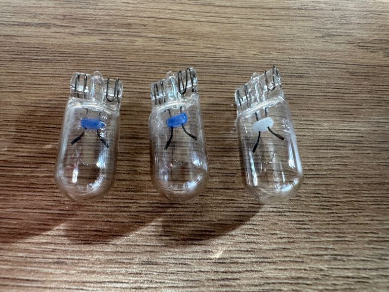 W5W Car Sidelight Bulbs (x3) and one Stop/ Tail Bulb