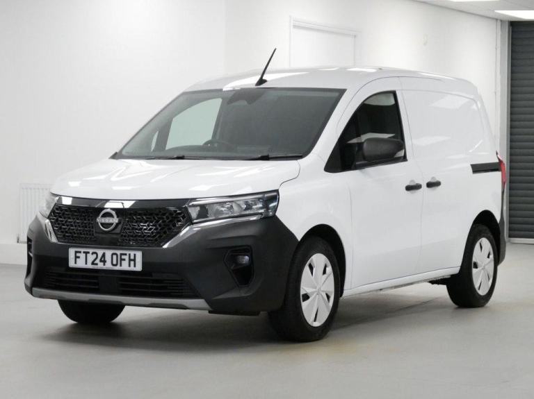 2024 NISSAN TOWNSTAR 90 KWH 45 KWH L1 ACENTA AUTO ELECTRIC 6 DOOR