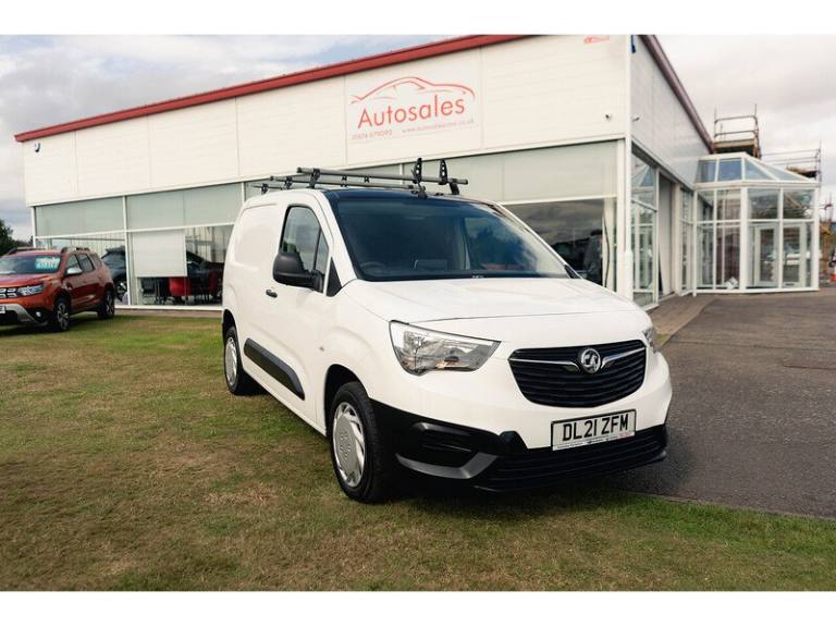 2021 Vauxhall Combo Turbo D 2300 Dynamic Panel Van Diesel Manual