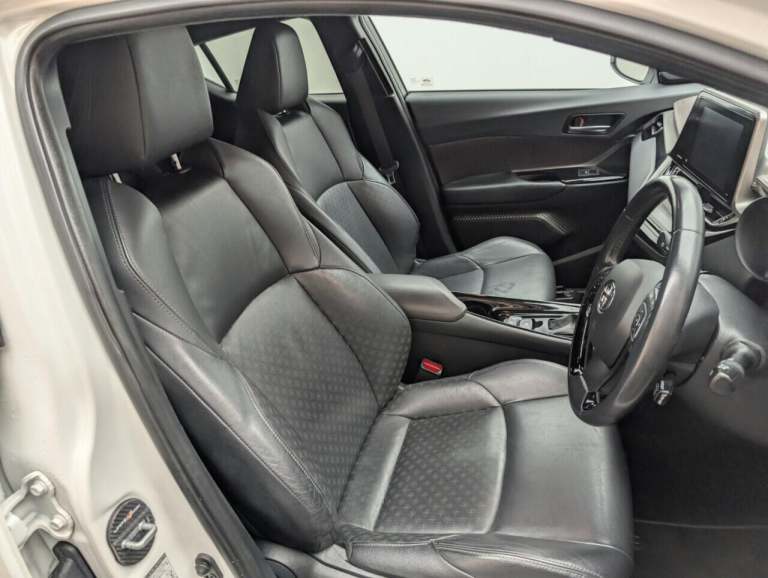 2019 Toyota C-HR 1.8 VVT-h Excel SUV 5dr Petrol Hybrid CVT Euro 6 (s/s) (122 ps) REVERSING C HATC...