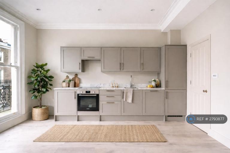 3 bedroom flat in Redburn Street, London, SW3 (3 bed) (#2793877)