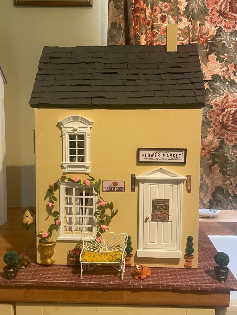 Dolls hous cottage flower shop