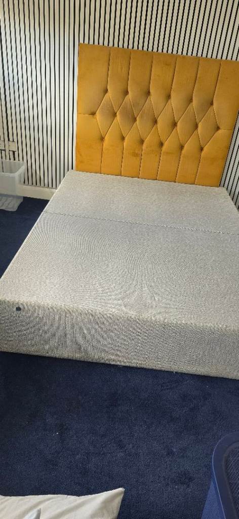 KING SIZE Divan Bed Base with 2 draws – Good Condition