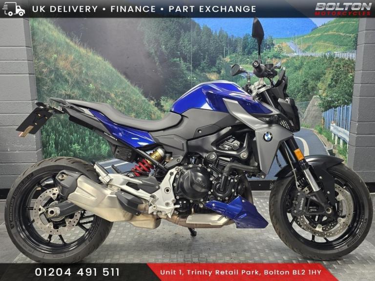 BMW F 900 R SE MOTORCYCLE BLUE