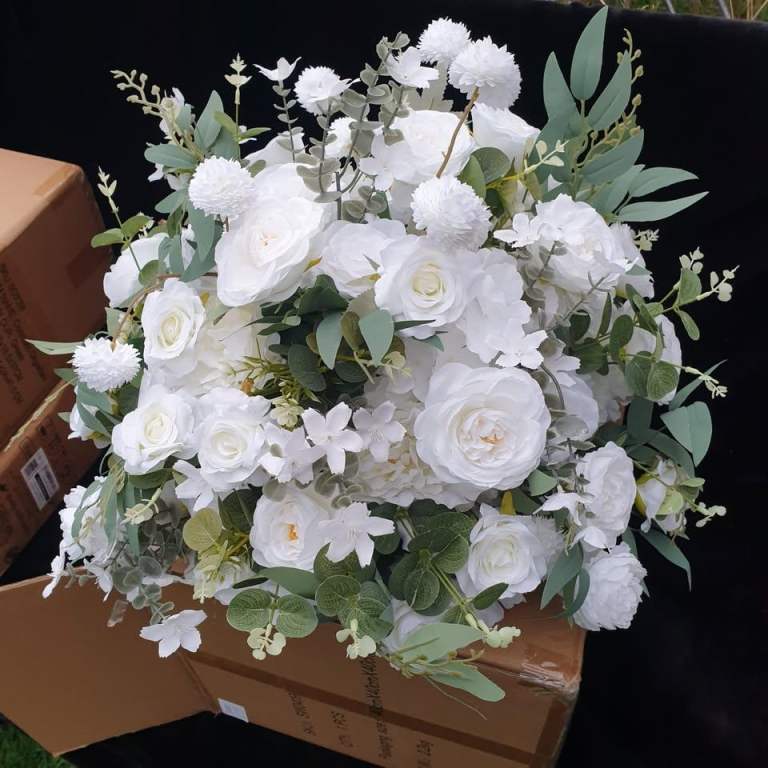 Two New 50cm Silk Artificial White Rose Silk Flowers Home Wedding Decor Bouquet Centre pieces Home