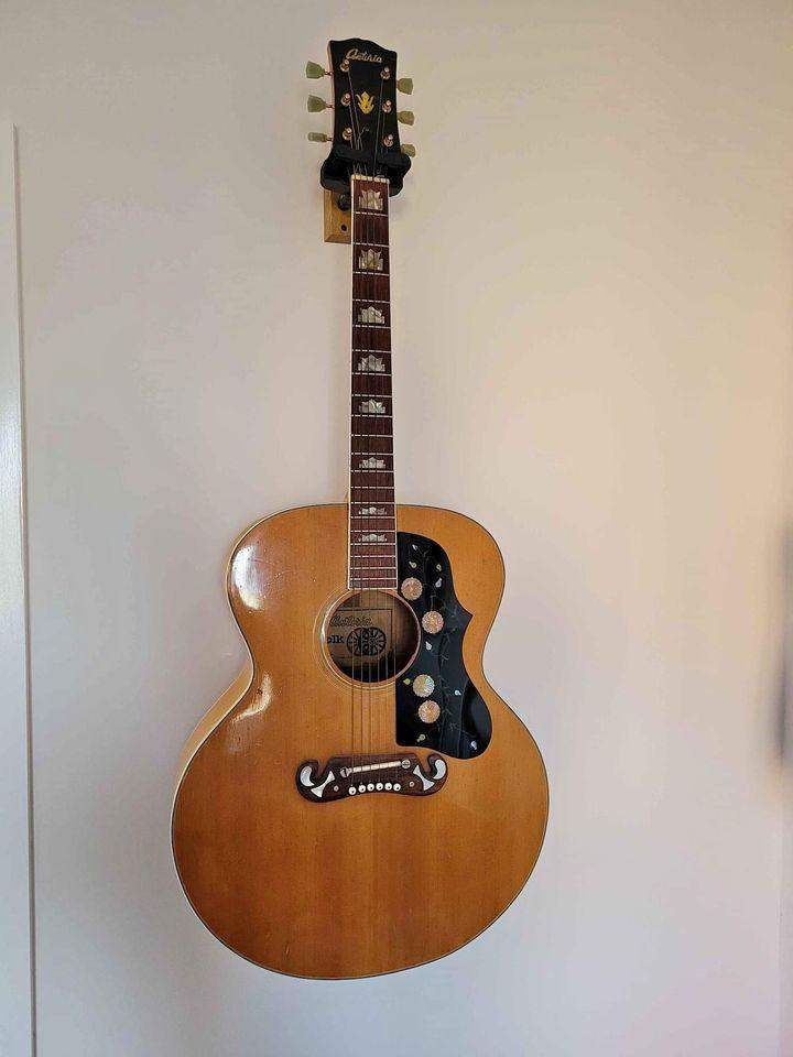 Antoria 698M elctro acoustic guitar as used by Noddy Holder Slade and Noel Gallagher Oasis