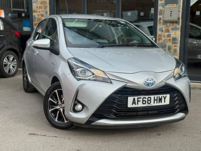 2018 Toyota Yaris 1.5 VVT-h Icon Tech Hatchback 5dr Petrol Hybrid E-CVT Euro 6 (s/s) (100 ps) Hat...