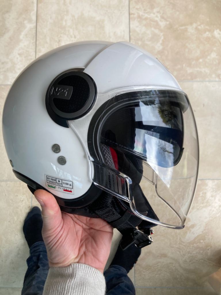 Nolan motorbike helmet M