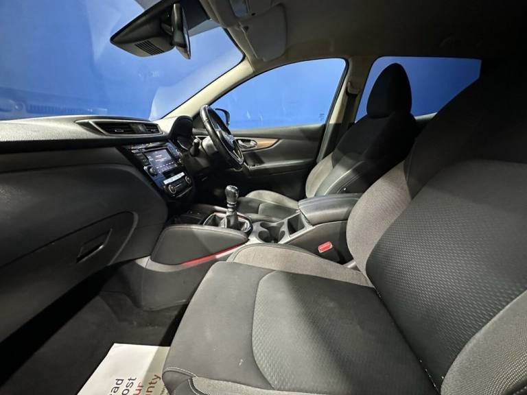 2019 Nissan Qashqai 1.3 DIG-T N-Connecta SUV 5dr Petrol Manual Euro 6 (s/s) (160 ps) HATCHBACK Pe...