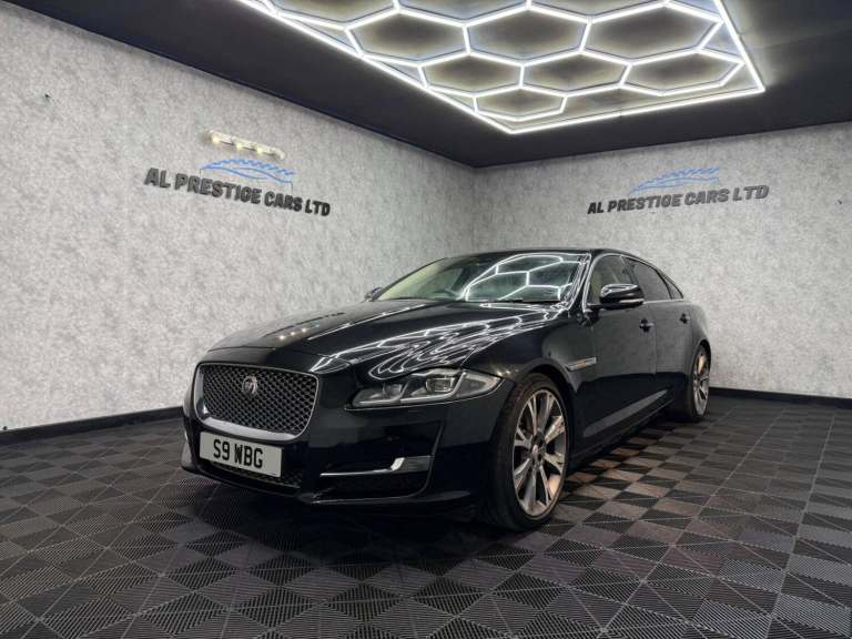 2016 Jaguar XJ 3.0d V6 Portfolio Auto Euro 6 (s/s) 4dr (LWB) SALOON Diesel Automatic