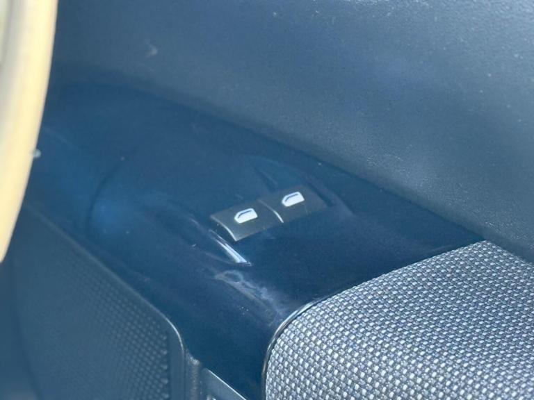 2016 Citroen C4 Cactus 1.2 PureTech Feel Euro 6 5dr (Euro 6) HATCHBACK Petrol Manual