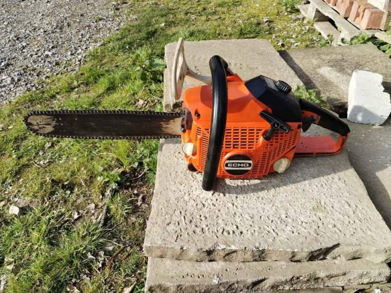 Echo 40cc petrol chainsaw