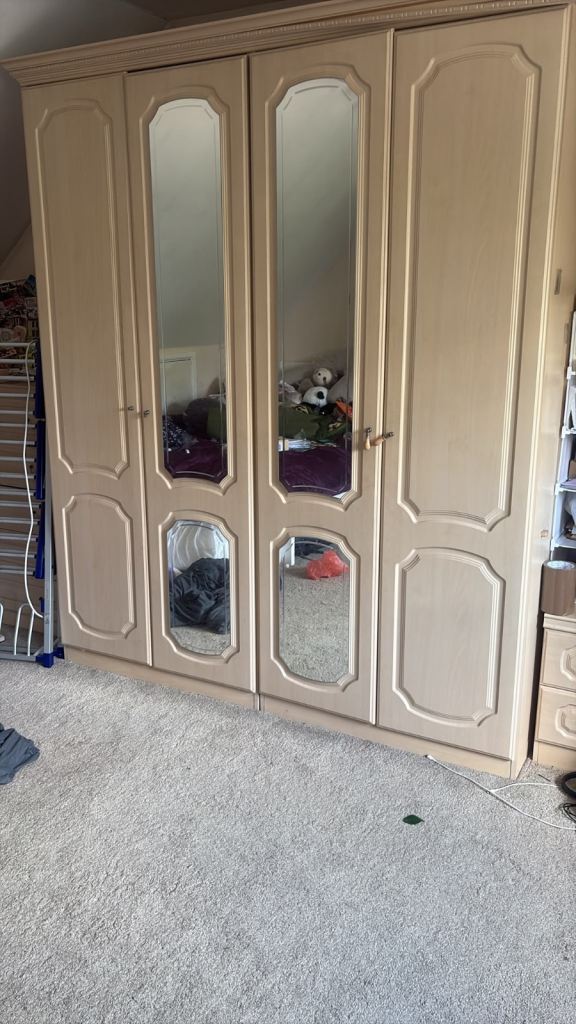 Large Wooden Wardrobe with Mirrors – Good Condition