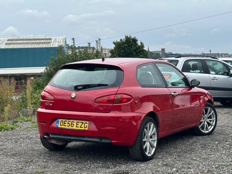 2006 Alfa Romeo 147 1.6 TS Lusso 3dr HATCHBACK Petrol Manual