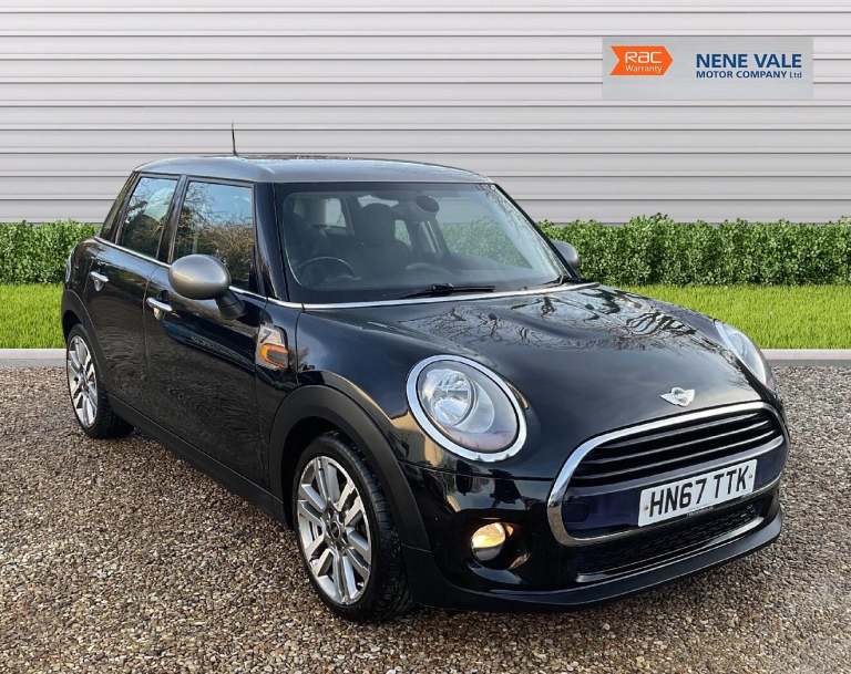 2017 MINI Hatch 1.5 Cooper Seven 5dr HATCHBACK PETROL Manual