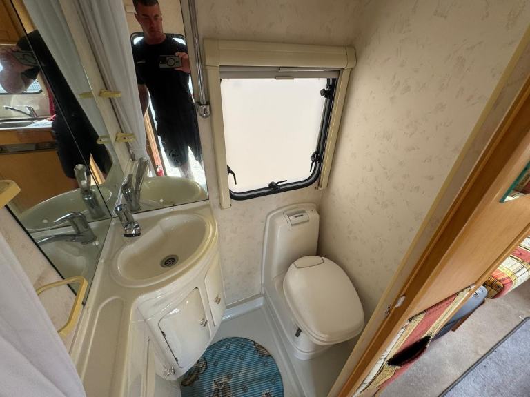 Peugeot BOXER 290 LX SWB HDI ELDDIS COMPASS AVANTGARDE 200